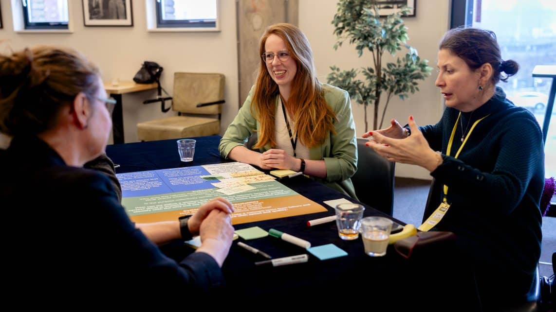ESCuela Exchange: Exploring 4 Systemic Co-Design network tools